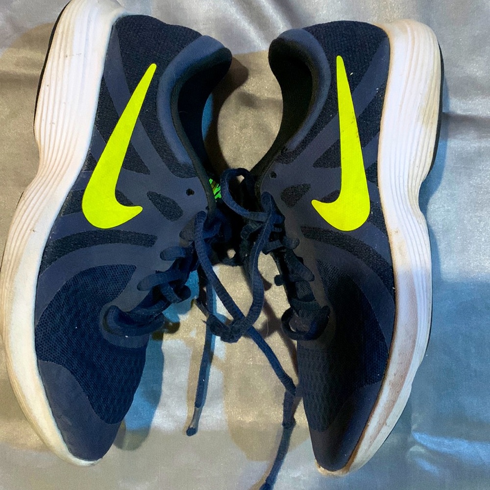 Nike kids shoes